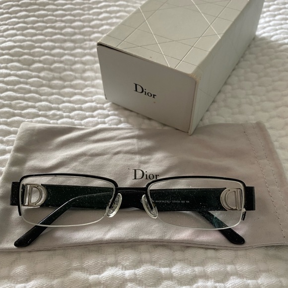 DIOR Reading Glasses - Picture 3 of 6